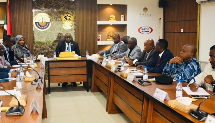 Minerals Ministry Approves Next Year’s Plan to Strengthen Its Role in the National Economy